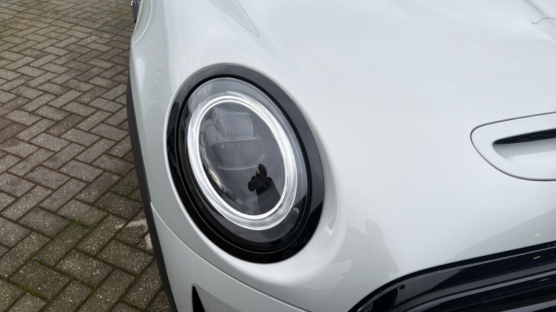 MINI Hatchback 135kW Cooper S Level 2 33kWh 3dr Auto Electric Hatchback
